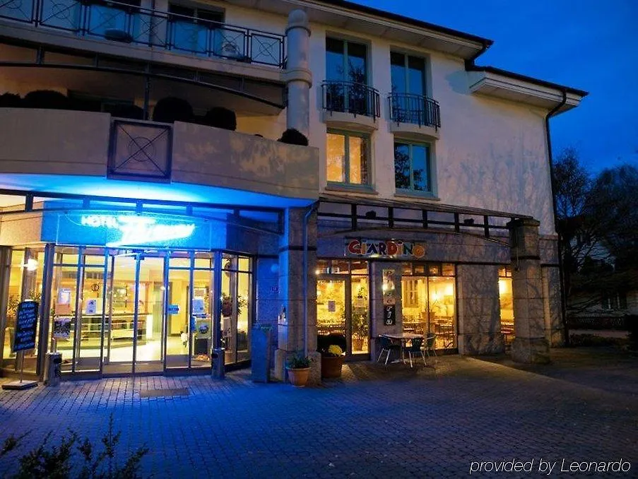 Hotel Fly Away Kloten 3*,