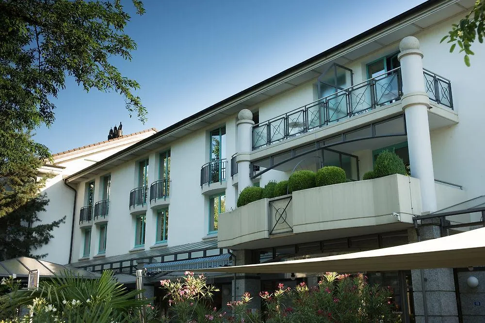 Hotel Fly Away Kloten 3*,