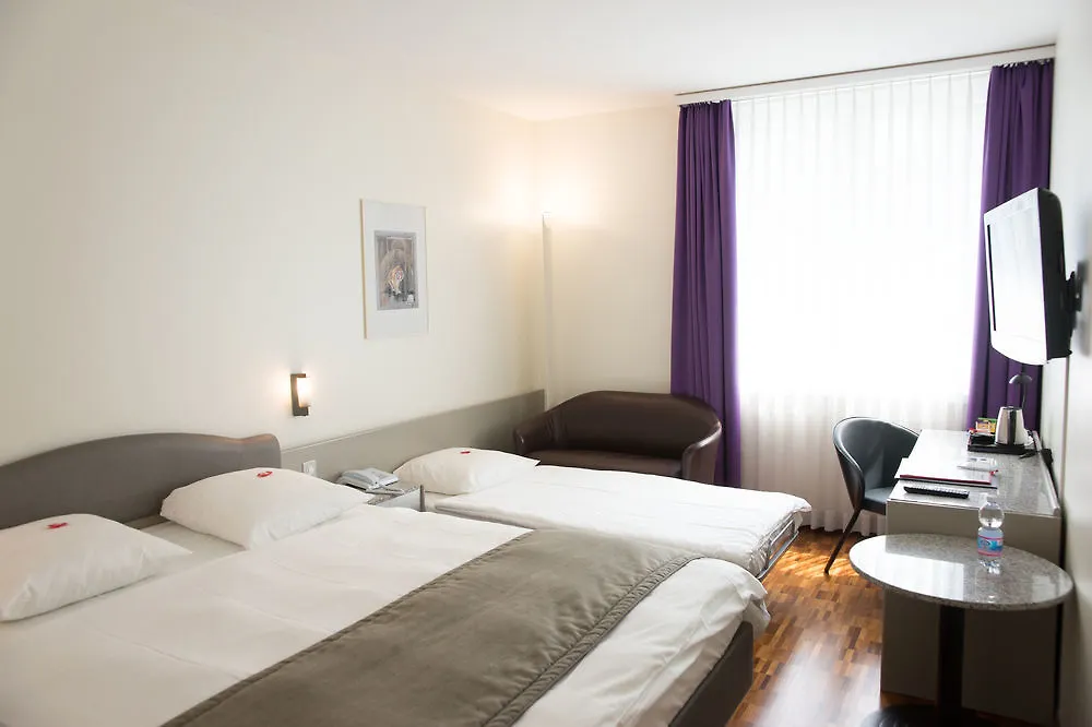 Hotel Fly Away Kloten